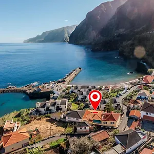Bed and breakfast Casa Videiras, Seixal (Madeira)